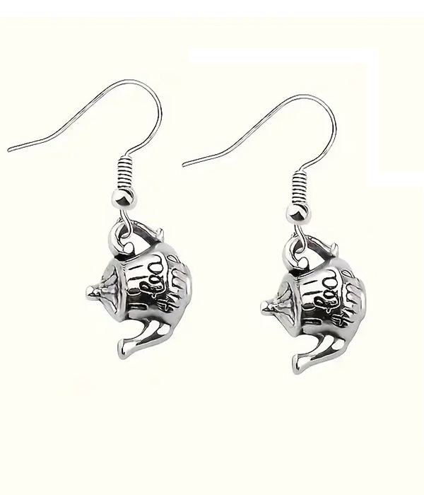 Retro tea pot earring