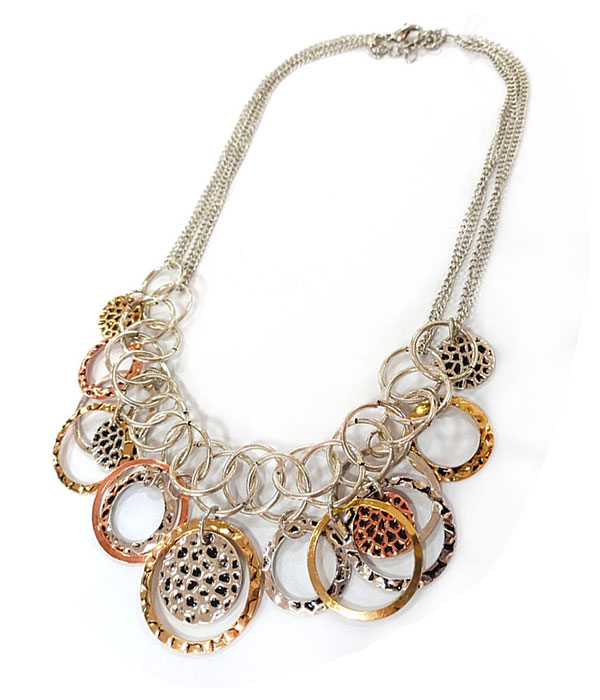 Multi hammered metal ring charm necklace