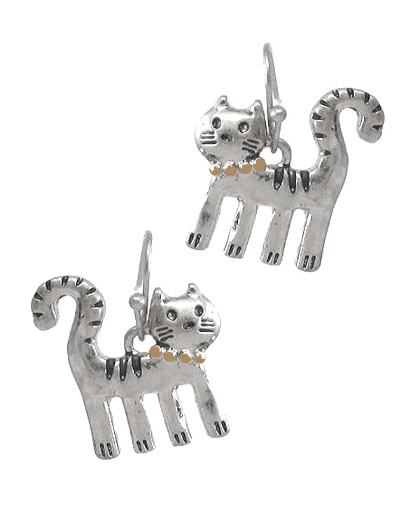 Pet lovers theme earring - cat