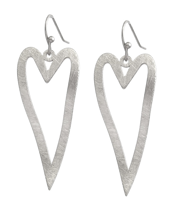 Metal long heart earring