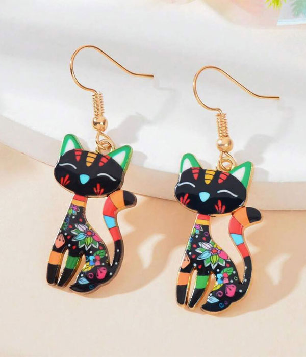 Cartoon cat earring