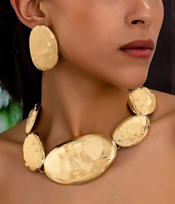 Geometric metal necklace earring set