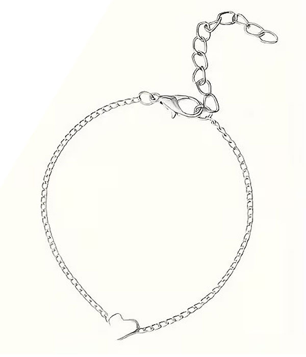Minimalist heart chain bracelet
