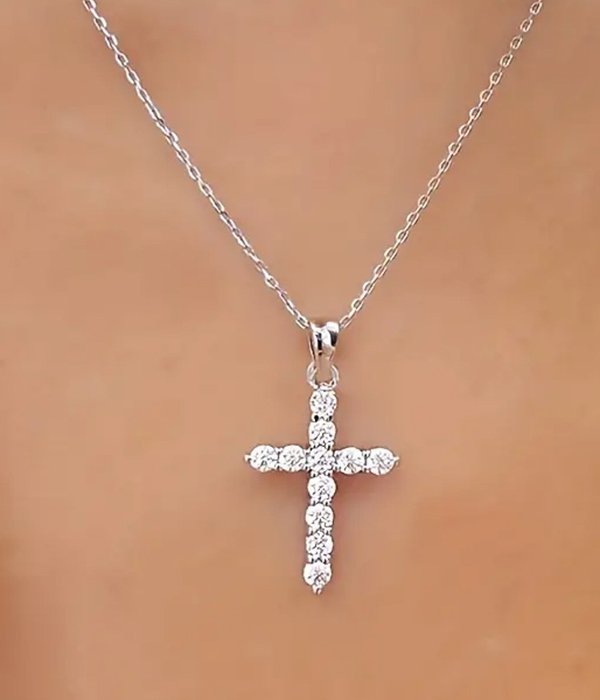 Rhinestone cross pendant necklace