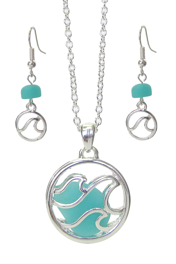 Floating sea glass pendant necklace set - wave