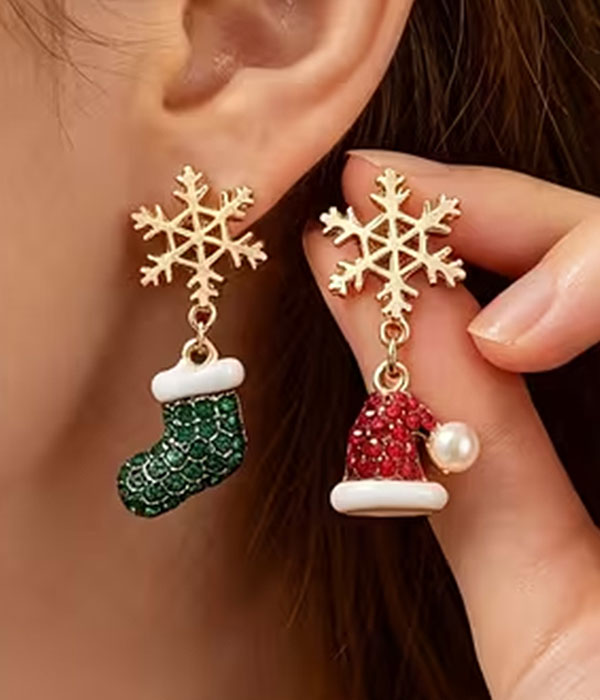 Christmas theme hat and sock earring