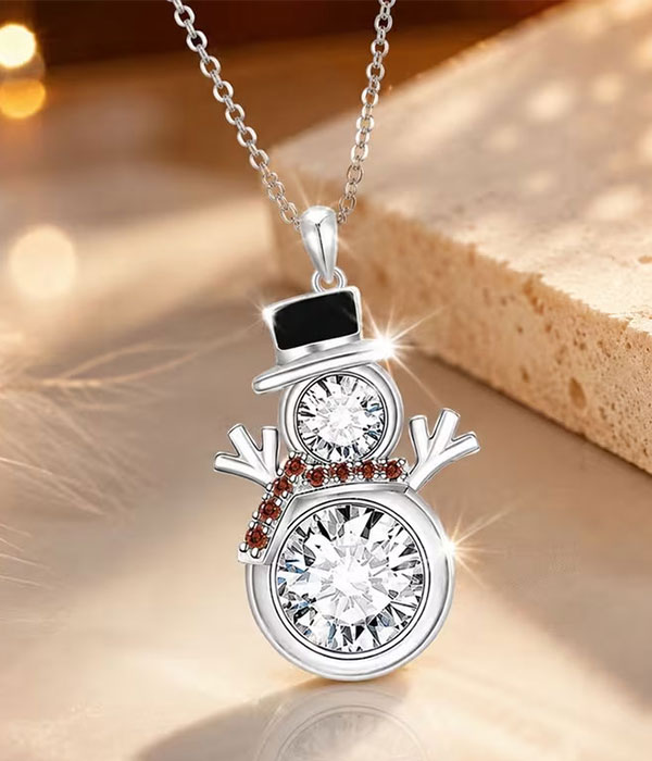 Christmas theme snowman pendant necklace