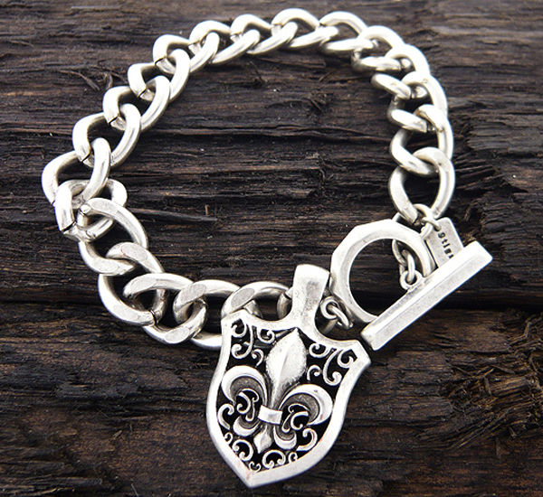 Mens stainless steel chain bracelet - fleur de lis shield charm - 9 inch