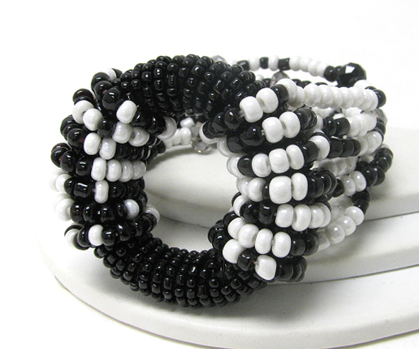 MULTI BEAD HOOP AND CHAIN STRETCH BRACELET