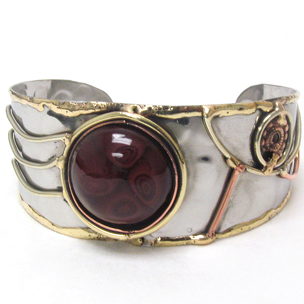 Handmade metal art bangle bracelet - 100% brass