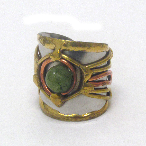 Handmade metal art ring - 100% brass