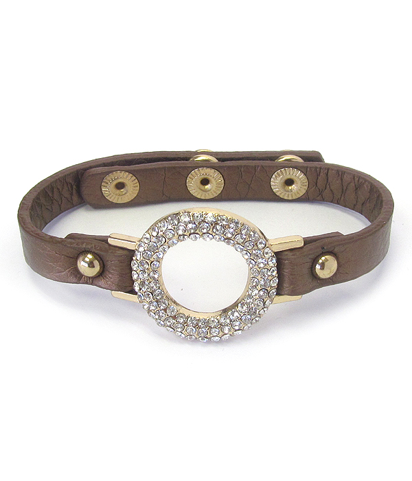 CRYSTAL RING AND LEATHER BAND BRACELET