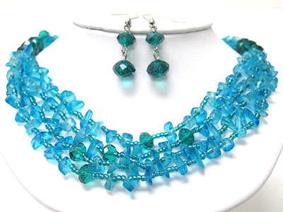 Mixed natural chip stone and seed beads neckalce set