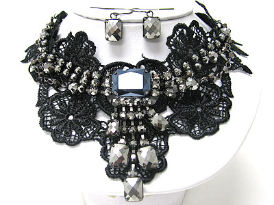 Facet metal stud chiffon ribbon back bib style necklace