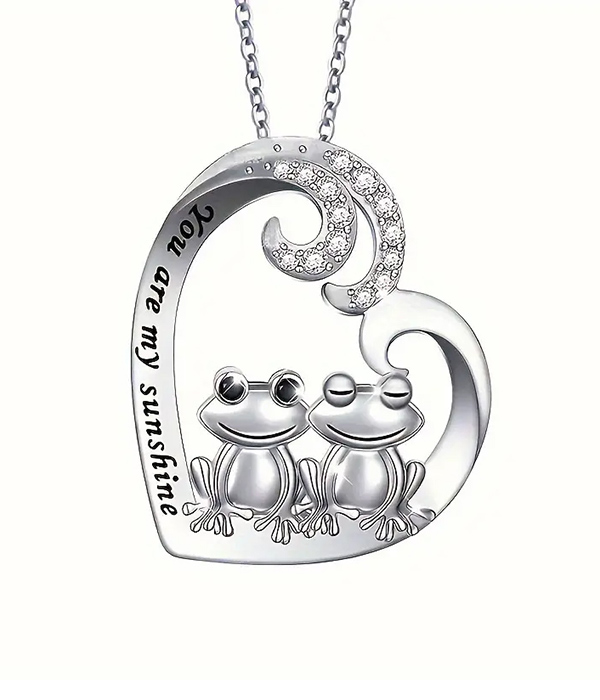 Couple frog and heart pendnant neklace
