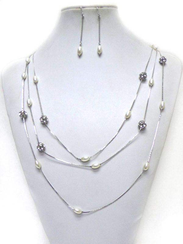 Three layer chain and pearl necklace set