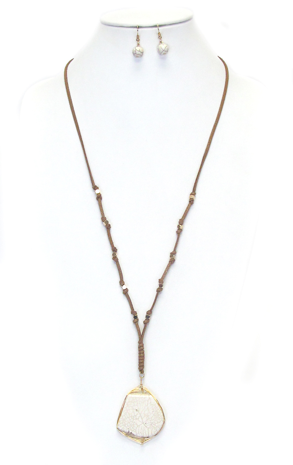 Wire wrap stone and long suede necklace set
