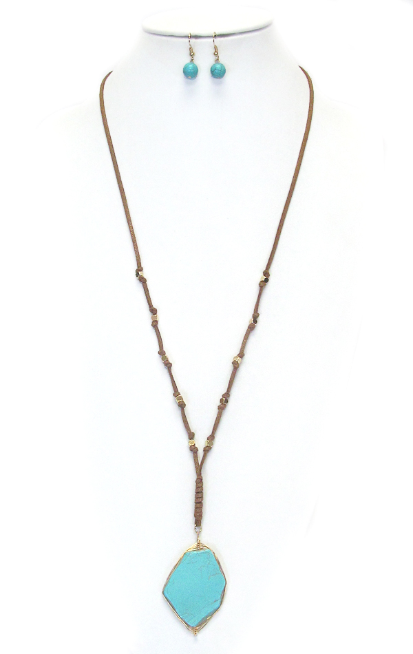 Wire wrap stone and long suede necklace set