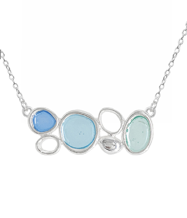 Window epoxy pebble pendant necklace