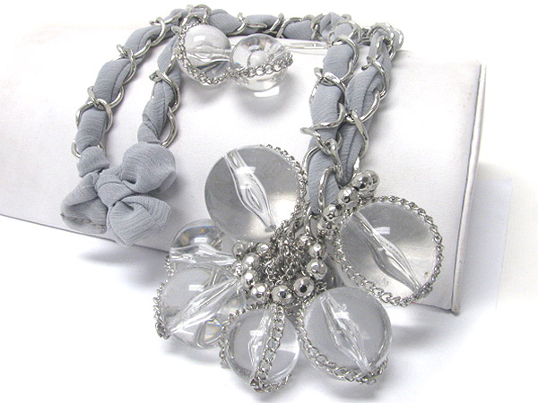 Chunky bead cluster and fabric back necklace earring set