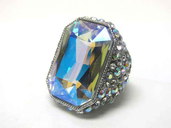 FACET GLASS RECTANGLE AND CRYSTAL SIDE PUFFY STRETCH RING