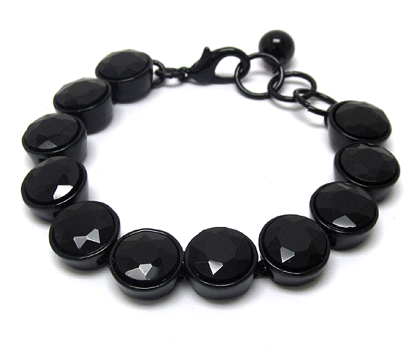 Multi facet glass doted metal patern bracelet