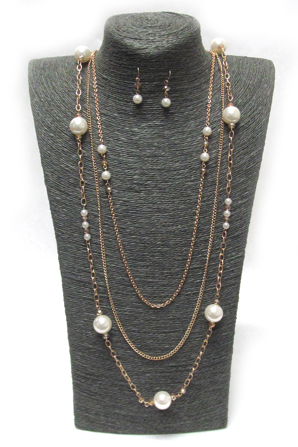 Pearl and metal chain layered necklace set