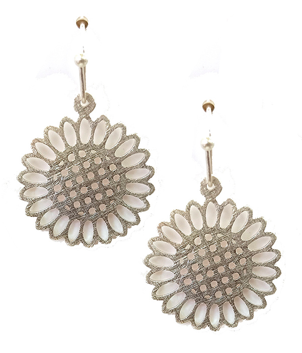 SCRATCH METAL SUNFLOWER EARRING