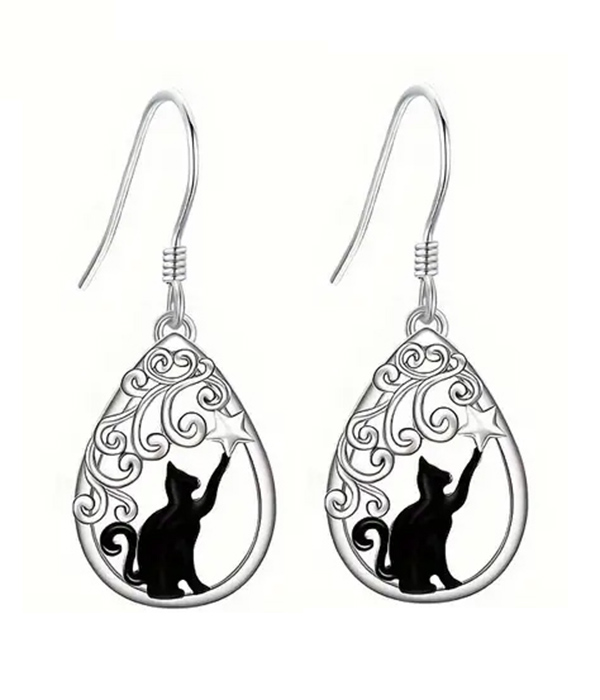 Cat teardrop earring