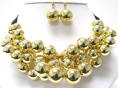 Multi metal ball chiffon ribbon back necklace 