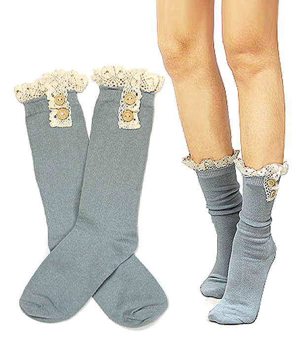Vintage lace and button accent cotton socks