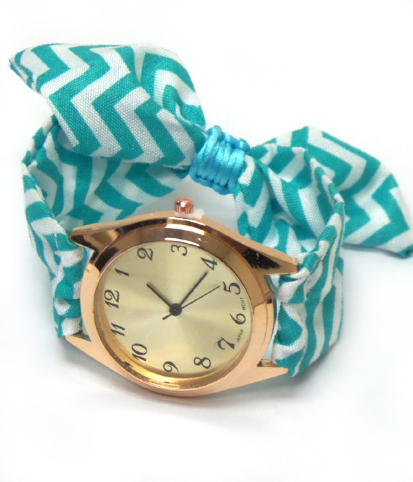 Chevron pattern scarf pull and tie fashion watch