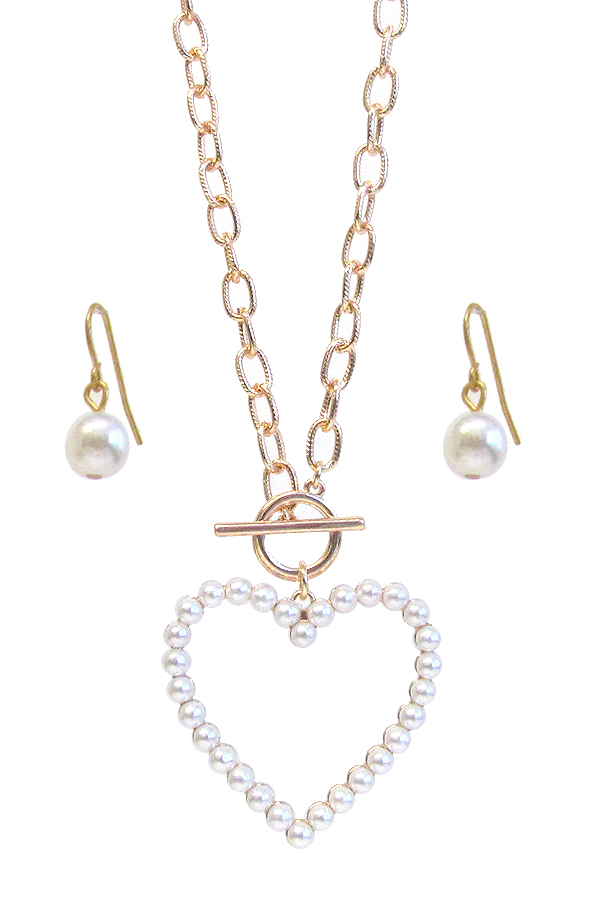 MULTI PEARL HEART HOOP PENDANT TOGGLE NECKLACE SET