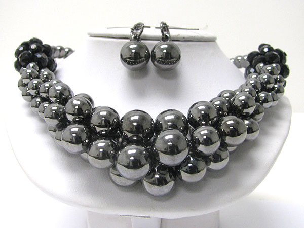 Multi metal ball cluster necklace earring set