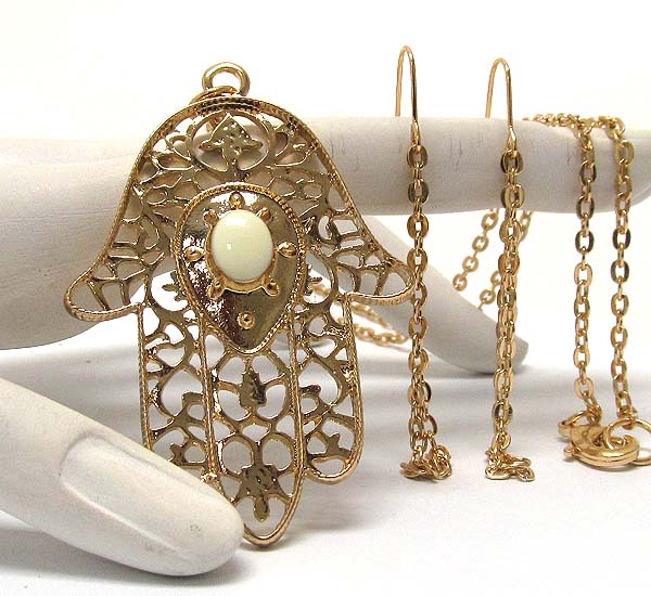 METAL FILIGREE HAMSA AND OVAL EPOXY DROP CHAIN NECKLACE EARRING SET