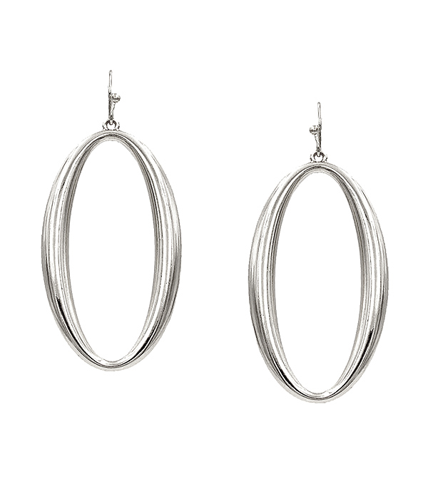 METAL OVAL EARRING