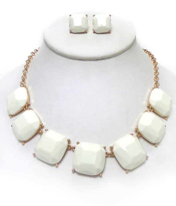 Square shape linked stones necklace set