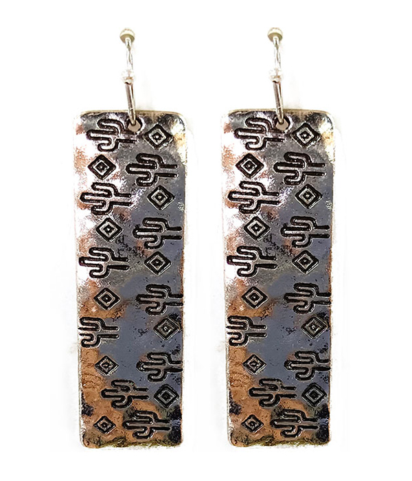 Cactus textured metal bar earring