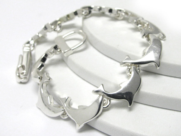 Dolphin theme metal link magnetic clasp bracelet