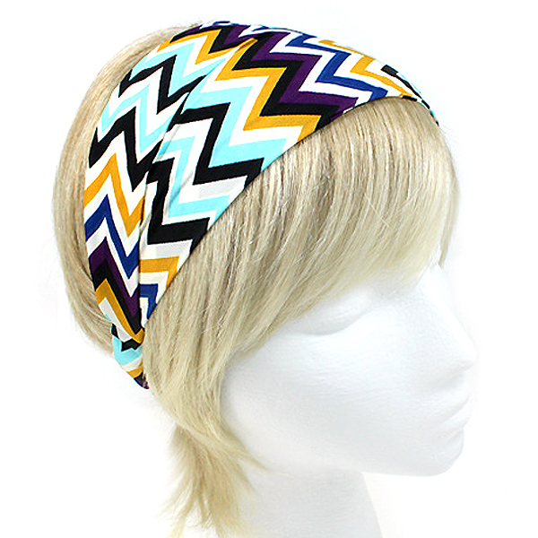 Chevron pattern stretch headband