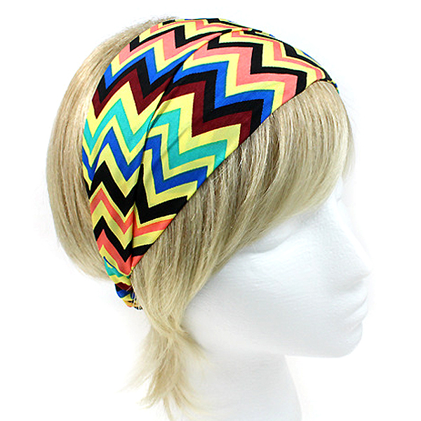 Chevron pattern stretch headband