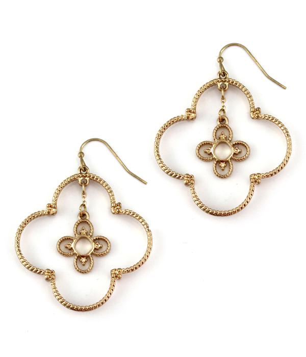 DOUBLE QUATREFOIL DROP EARRING