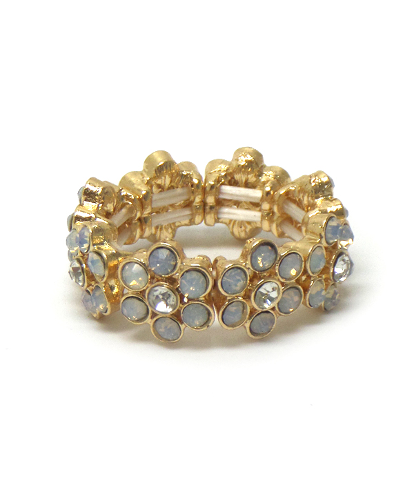 Linked flower with stone ring