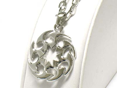 Metal simple swirl inspired pendant necklace