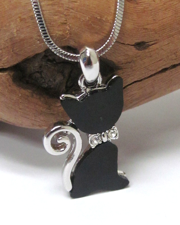 Made in korea whitegold plating crystal and acryl deco cat pendant necklace 