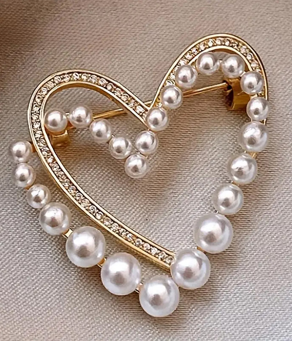 Rhinestone and pearl double heart brooch