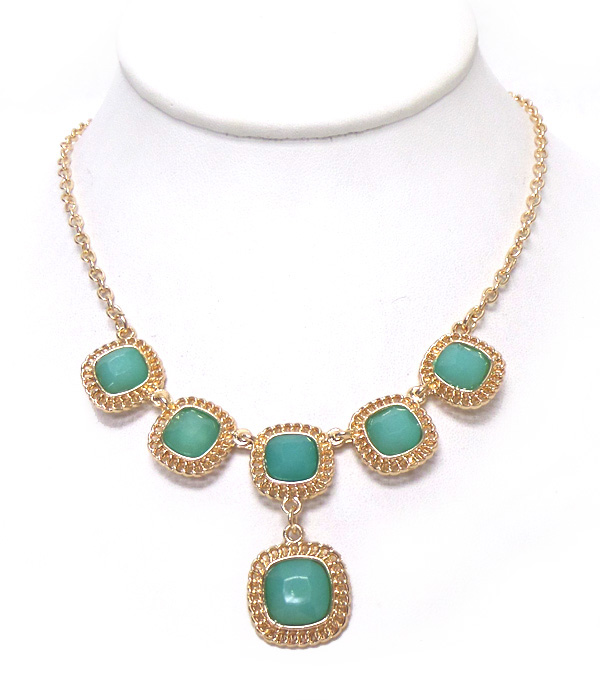 Square acrylic facet necklace