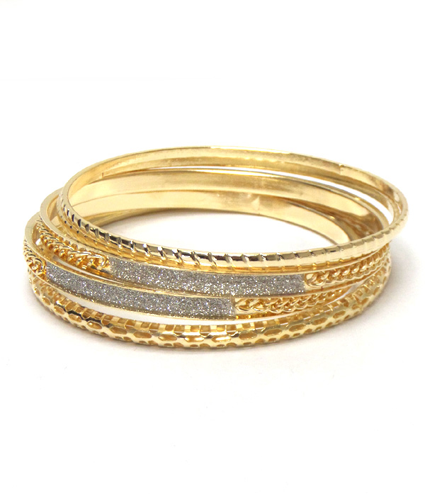 Metal set of 5 bangle bracelets 