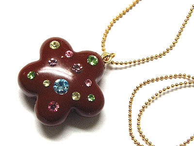 Solid puff belly star with crystal necklace