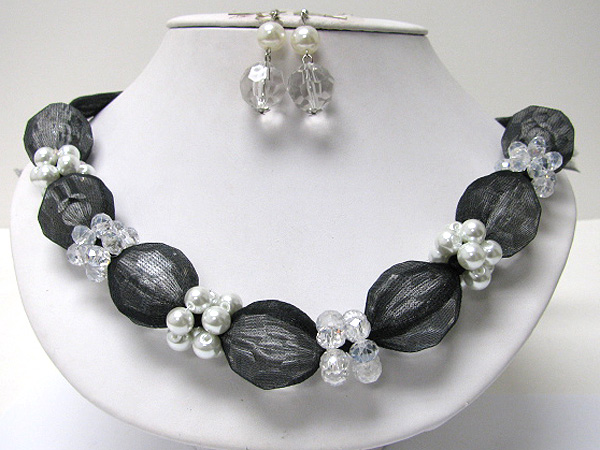CHIFFON WRAPPED BEADS AND PEARL BEADS CLUSTER LINK NECKLACE EARRIGN SET